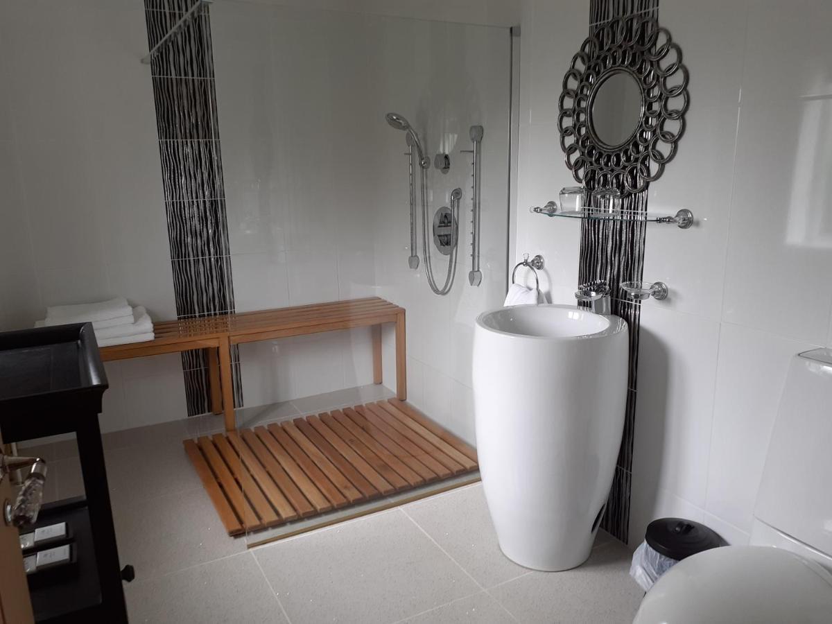 The Cobblers Bed And Breakfast Bishampton Exteriör bild
