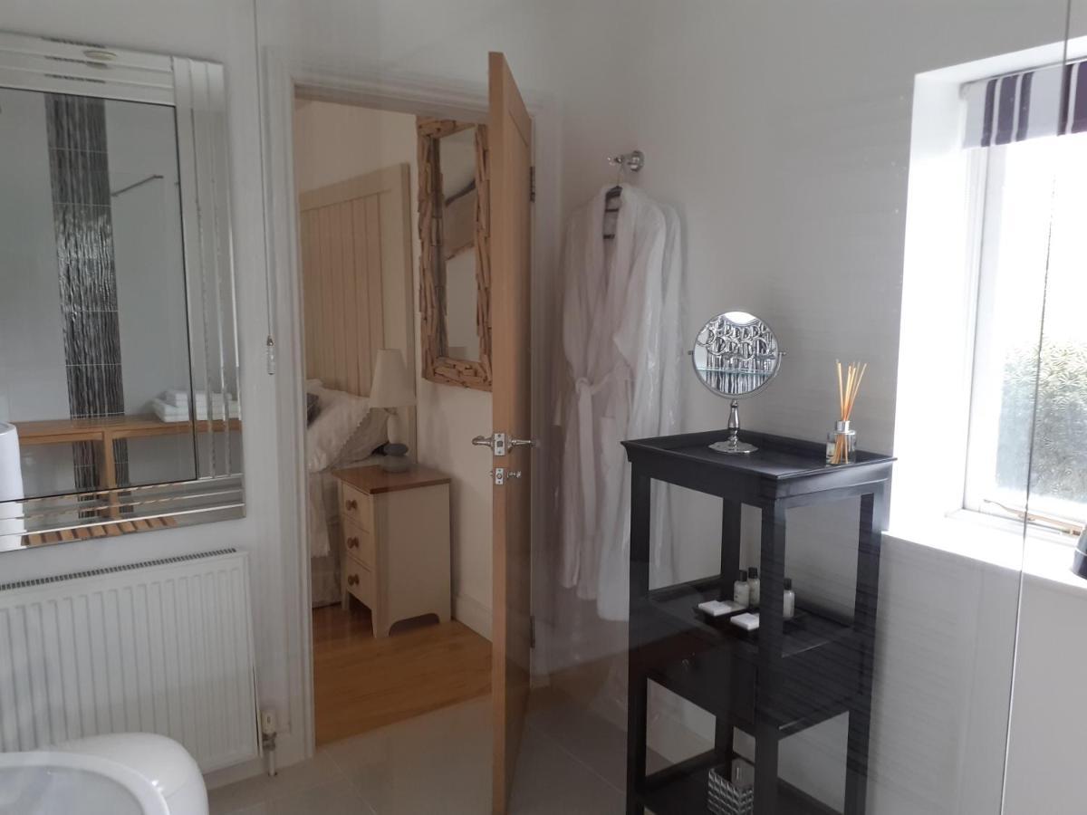 The Cobblers Bed And Breakfast Bishampton Exteriör bild