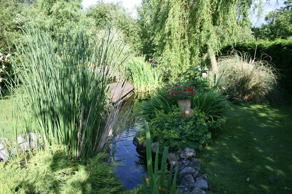 The Cobblers Bed And Breakfast Bishampton Exteriör bild